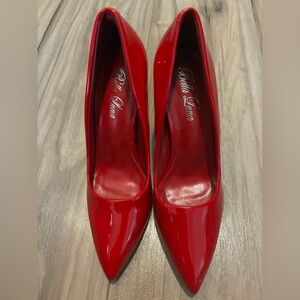 Red Patent Pointed-Toe Pumps high heels